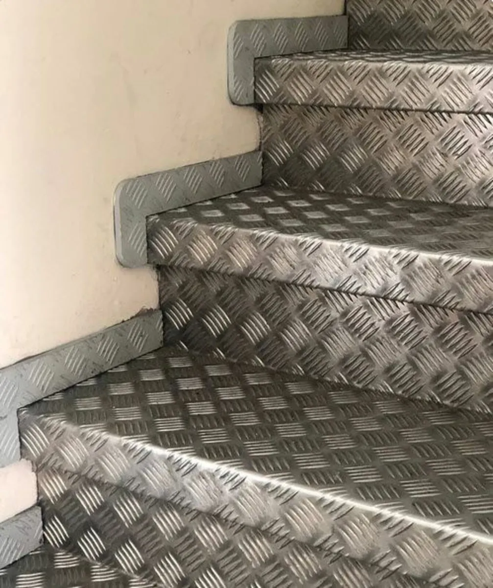 Aluminium CHEQUER Plate Folded - Image 2