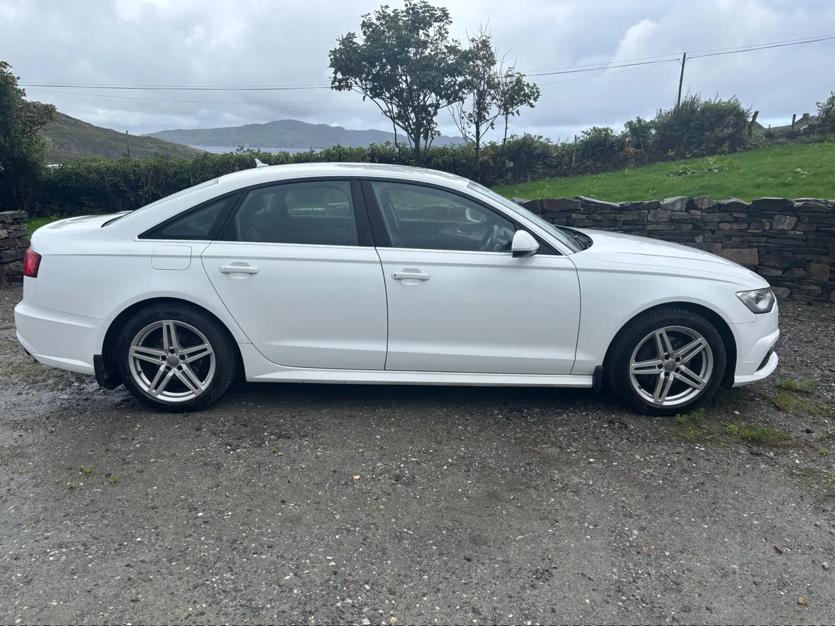 Audi A6 2017 - Image 2