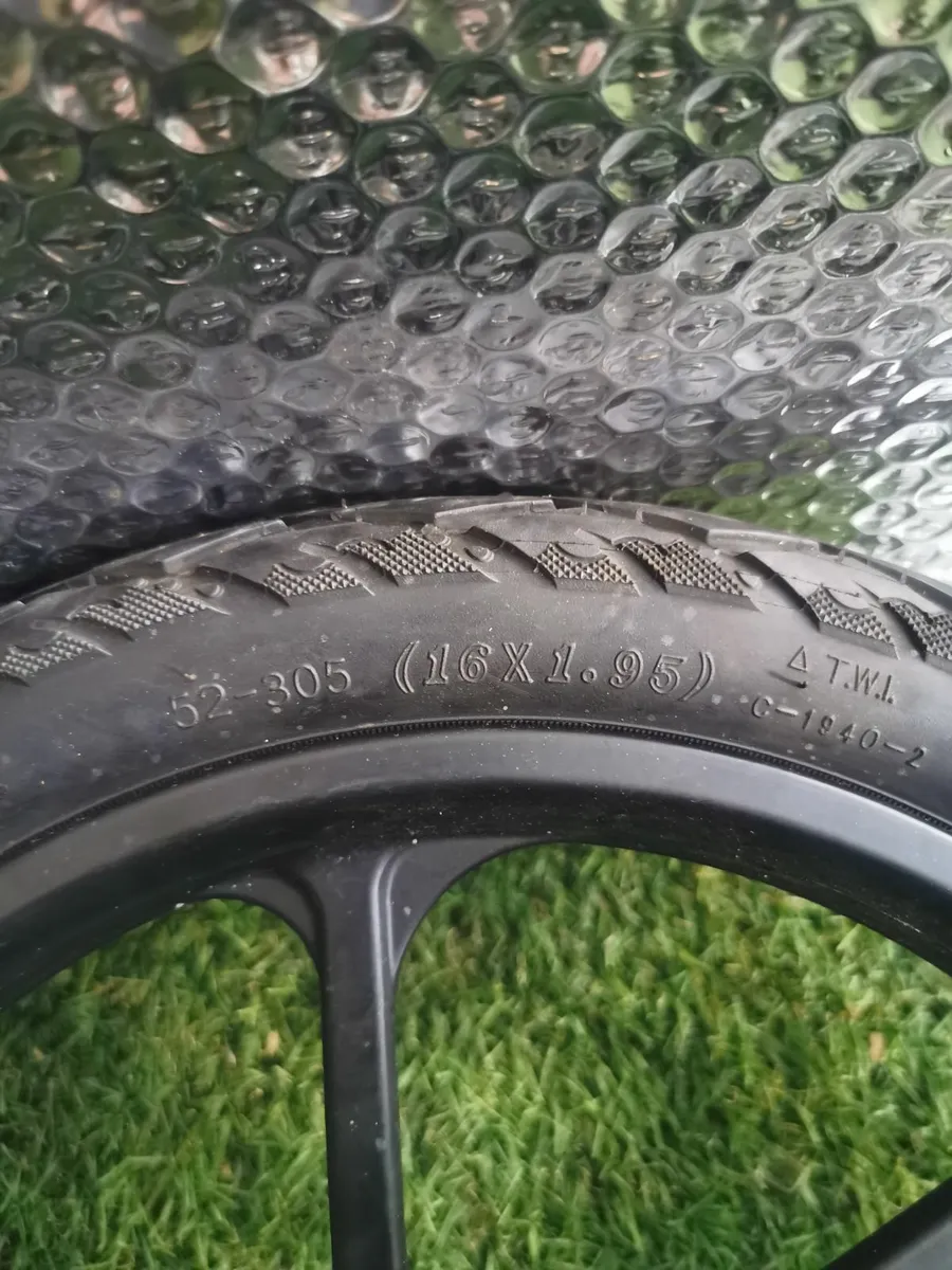 New Fiido Electric Bike Wheel full set - Image 4