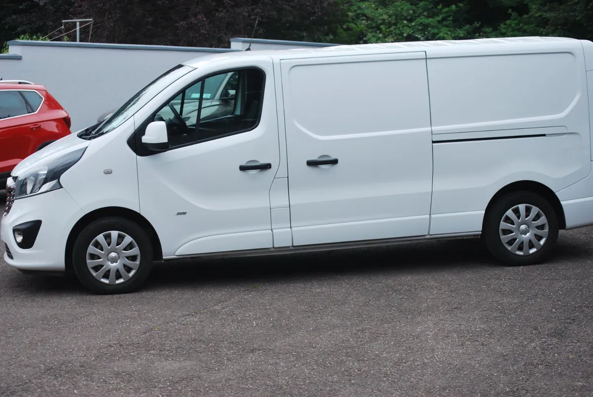 Vauxhall Vivaro 2016 2.0 Diesel - Image 1