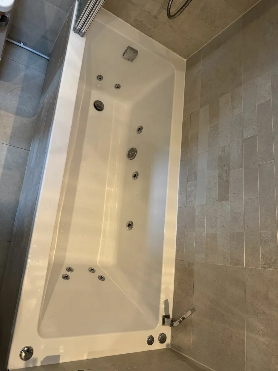 bath - Image 1