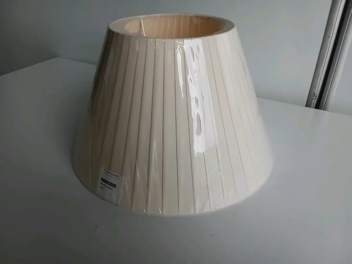 Chelsom Wall Lamp x1 - Image 1