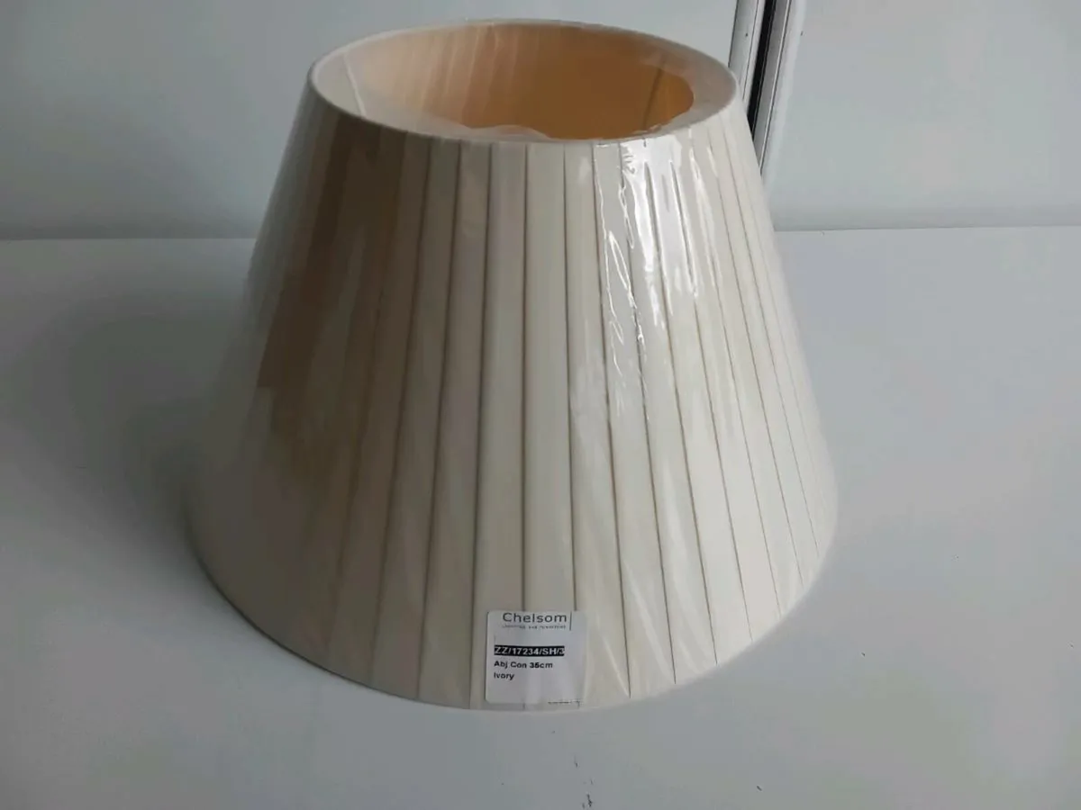 Chelsom Wall Lamp x1 - Image 2