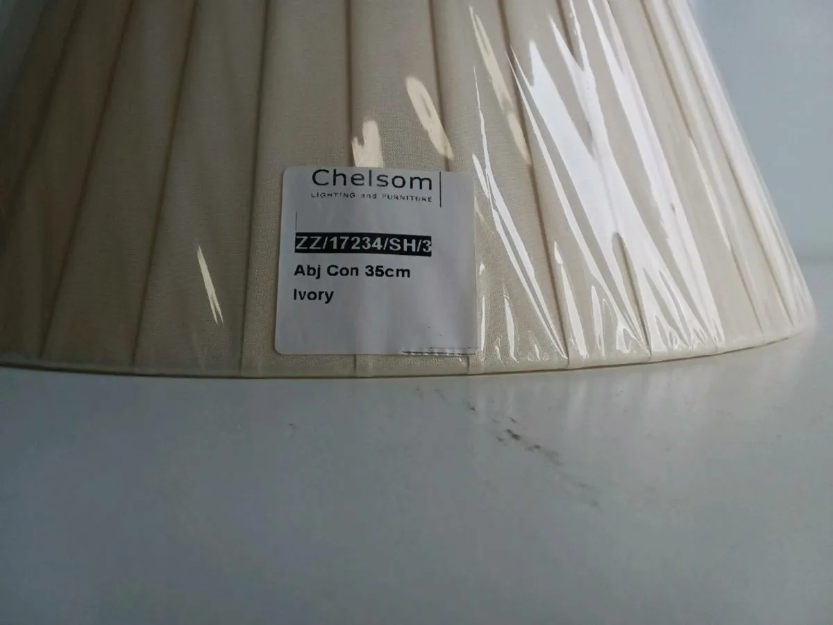 Chelsom Wall Lamp x1 - Image 4