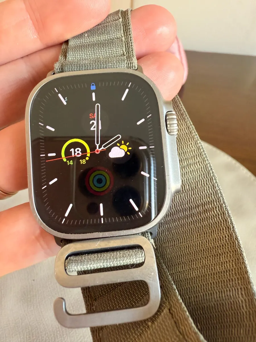 Apple Watch Ultra 2 - Image 2
