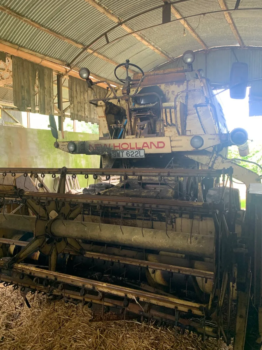 Newholland 1530 combine - Image 3