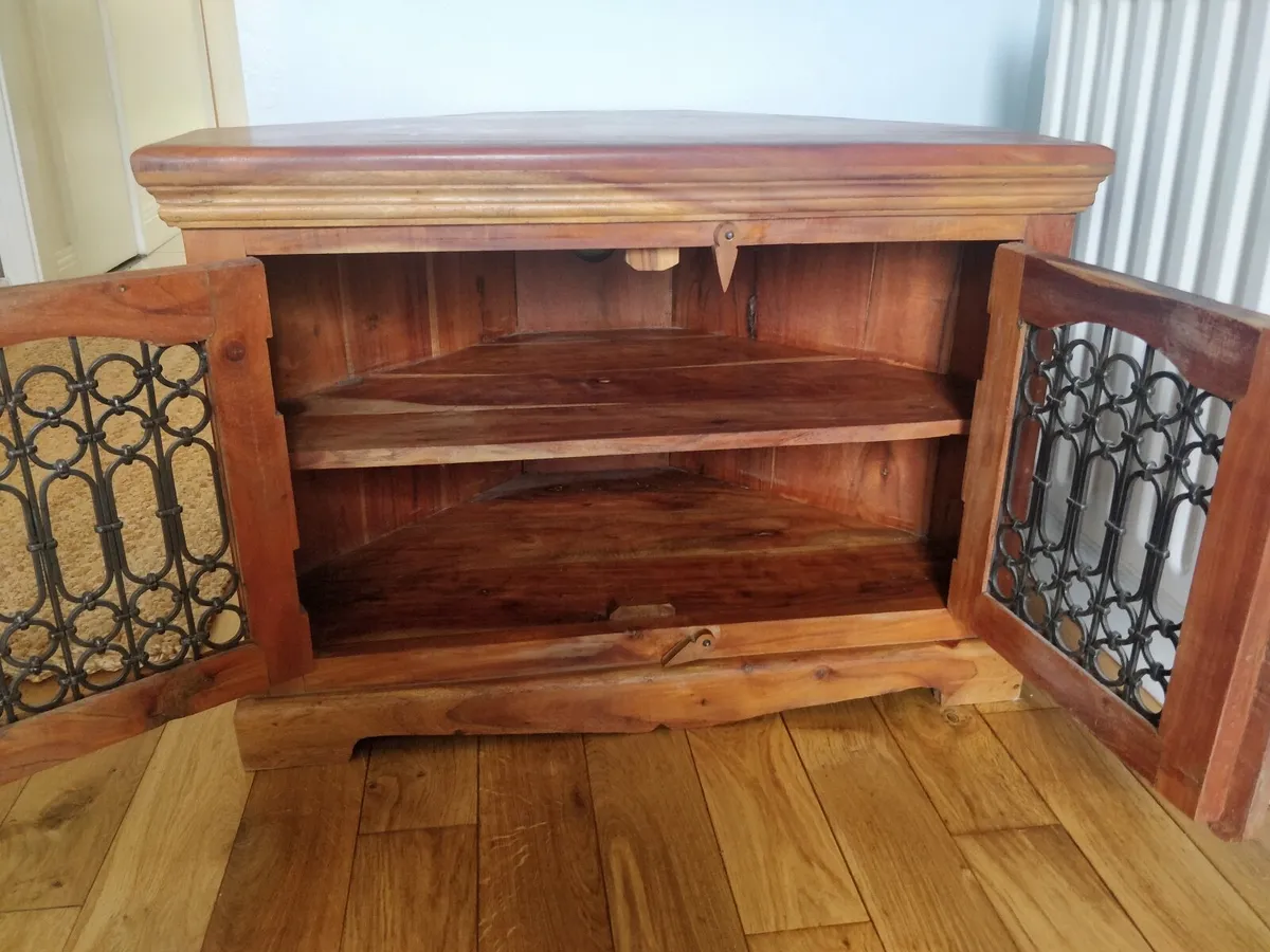 Rustic Corner unit for TV - Image 2