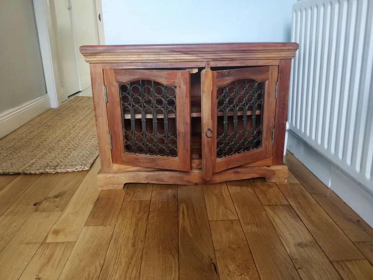 Rustic Corner unit for TV - Image 3