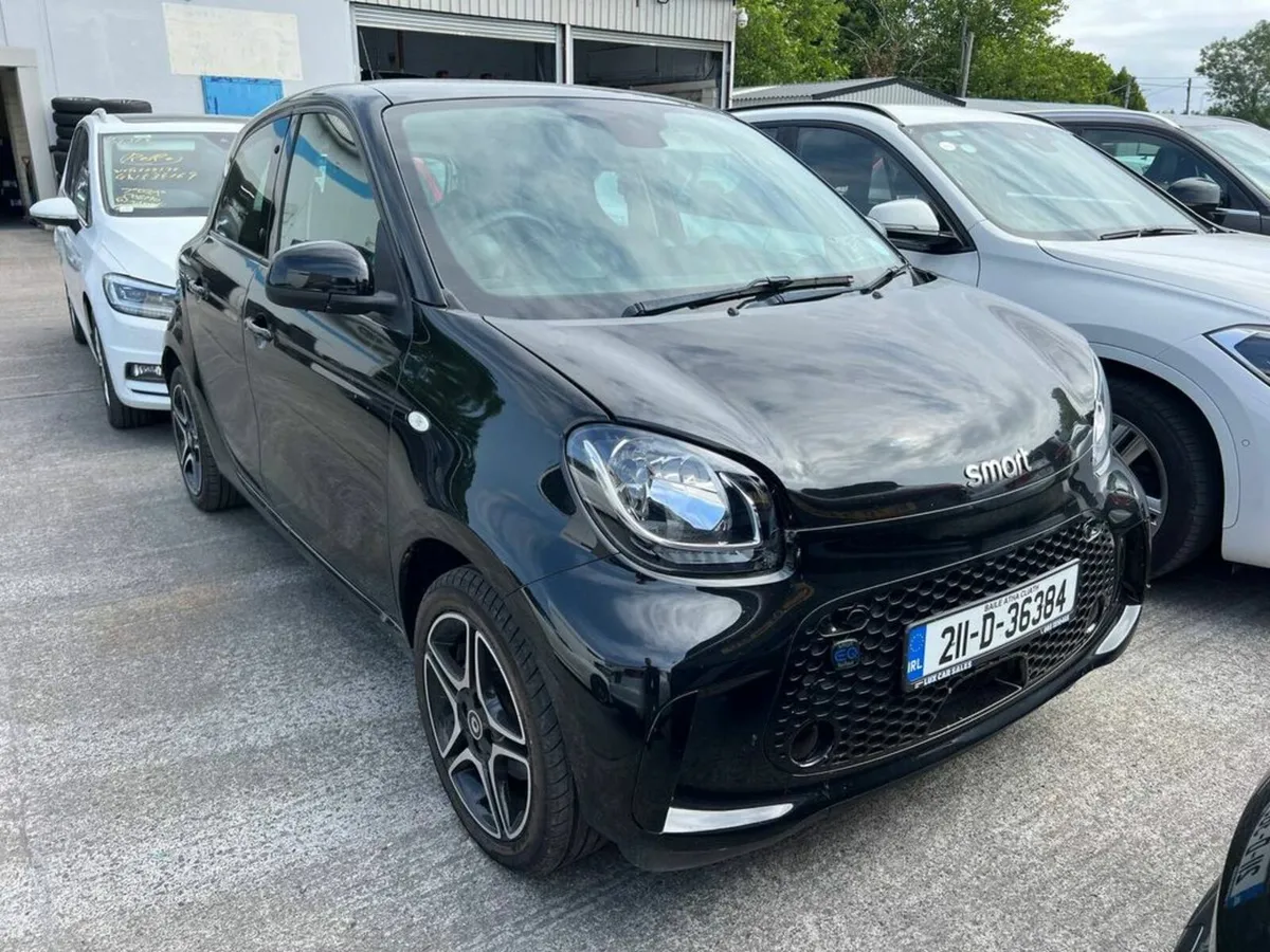 Smart CAR FORFOUR EQ PULSE PREMIUM // PANORAMIC SU - Image 1