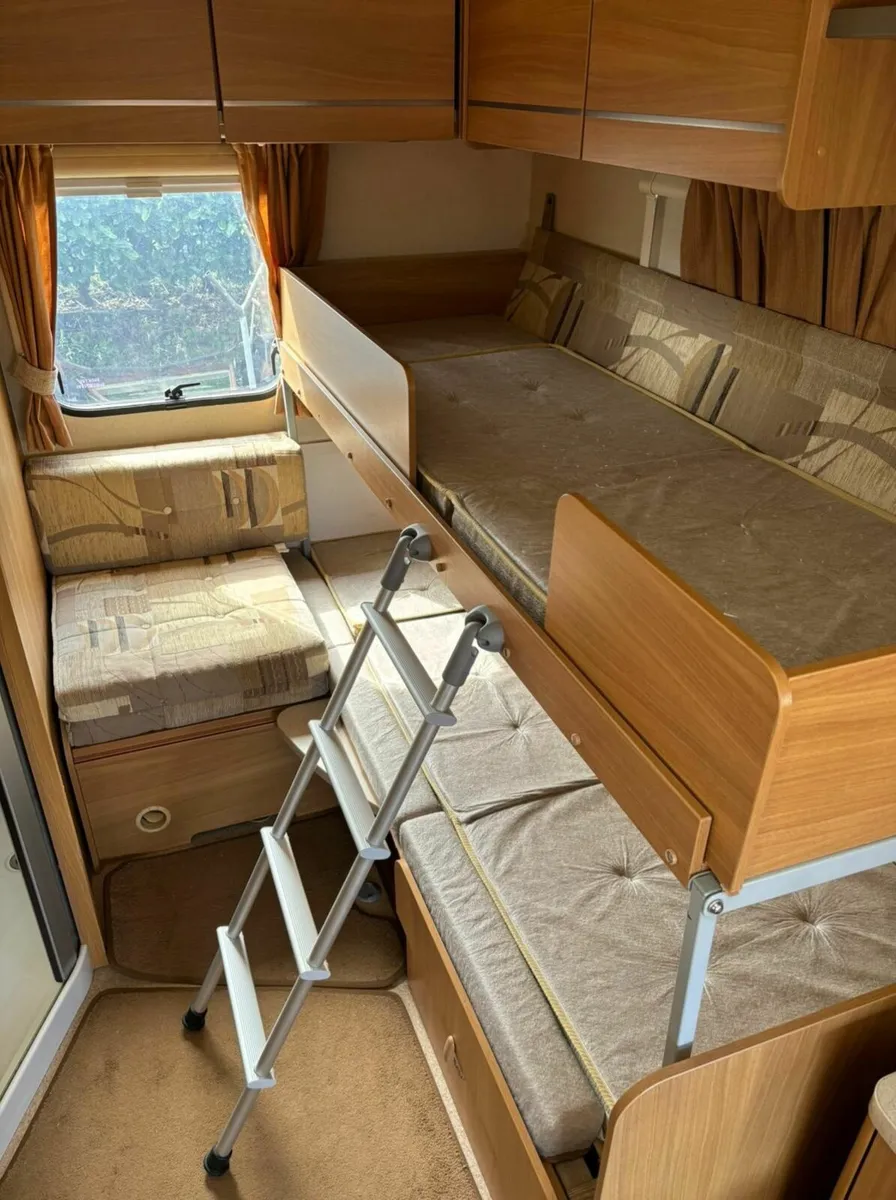 Sprite musketeer, 4/5 berth Caravan - Image 2