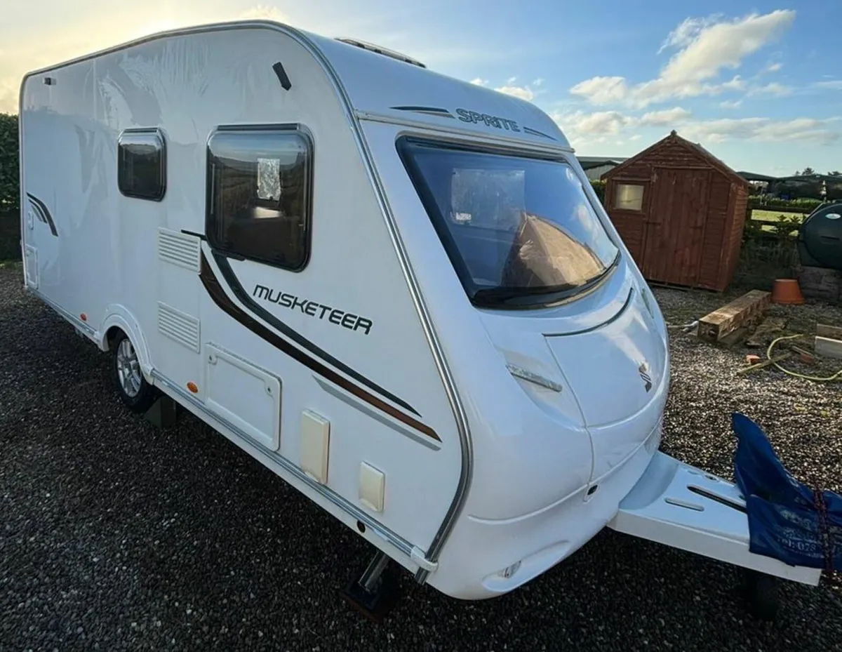 Sprite musketeer, 4/5 berth Caravan - Image 1