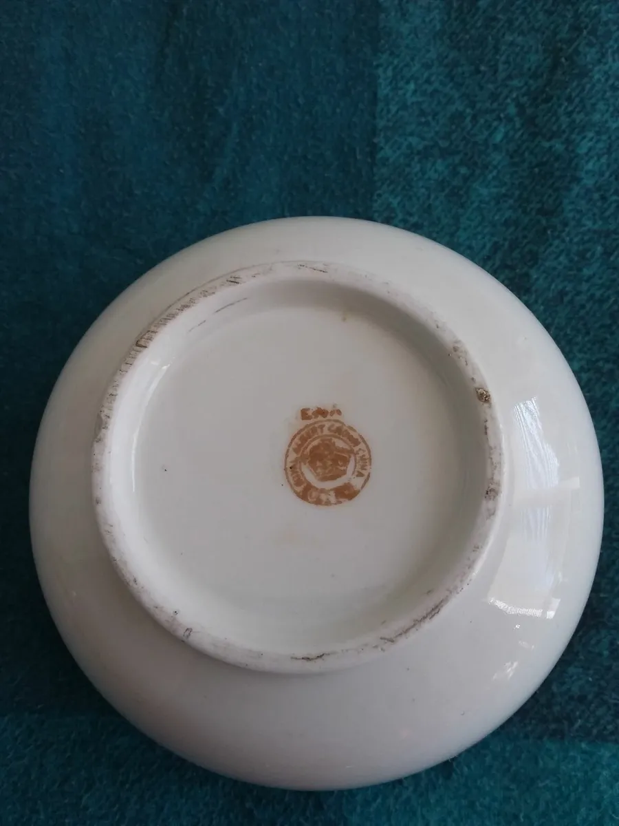 ROYAL ALBERT...LARGE AMMOUNT - Image 2