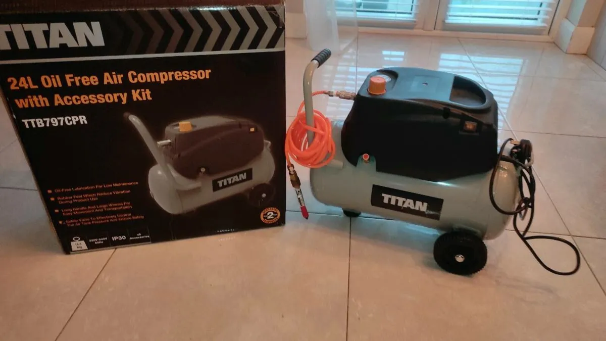 24 litre compressor - Image 1