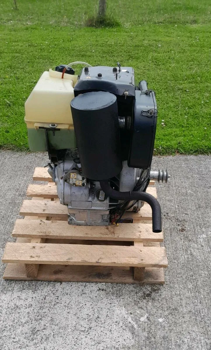 Lister diesel engine - Image 3