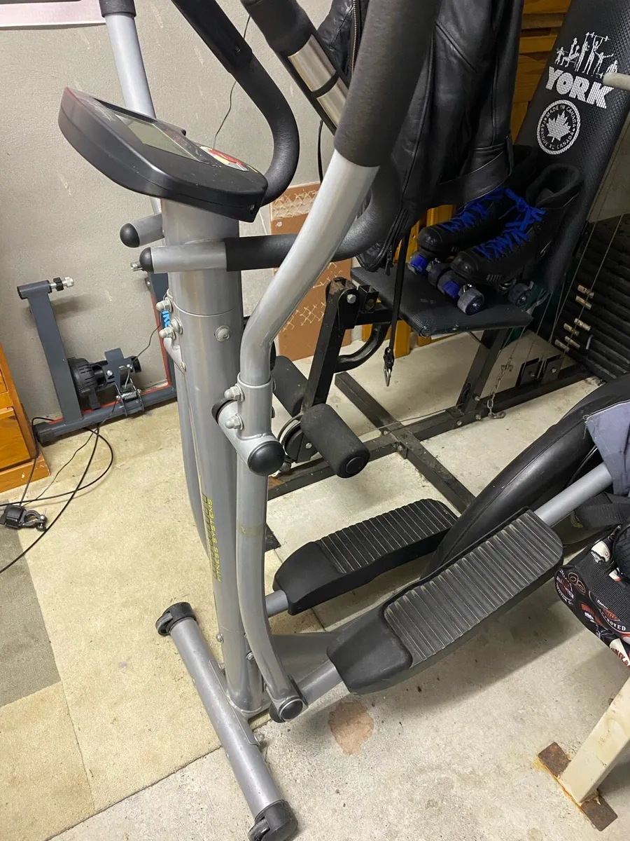 Cross Trainer - Image 1