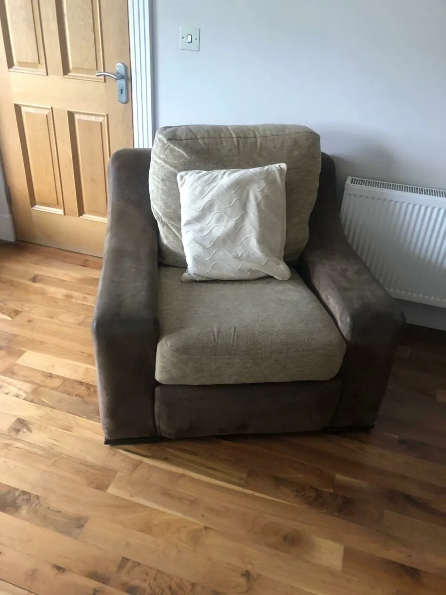 Sofa - Image 4