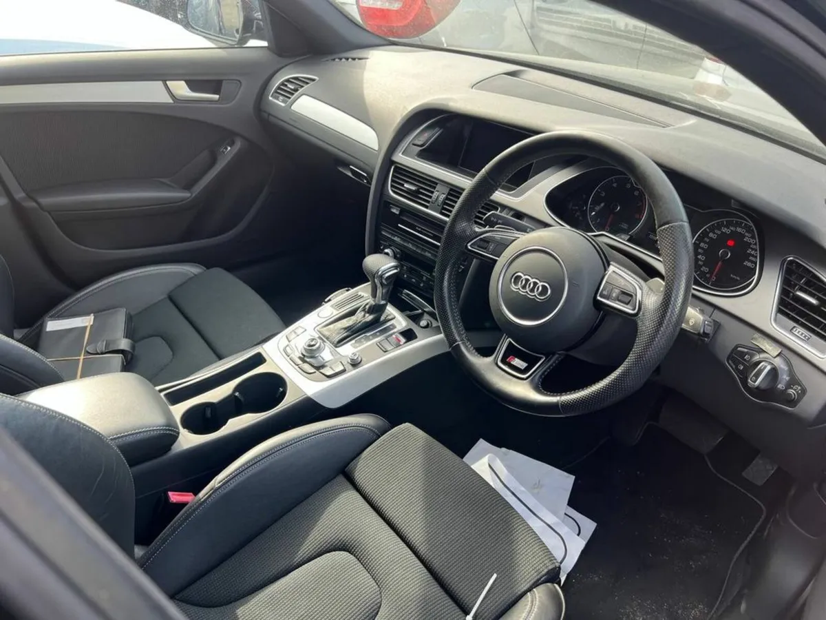Audi A4 S-LINE 2.0 TFSI AUTO // 18" S-LINE ALLOYS - Image 2