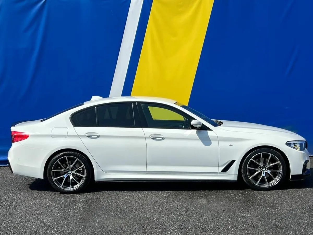 BMW 5-Series 520d M-SPORT PERFORMANCE PACK // LEAT - Image 2
