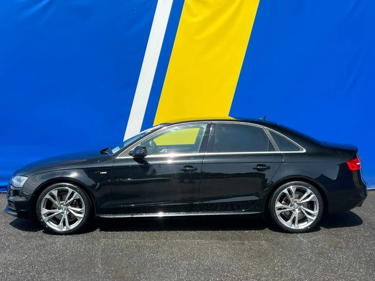 Audi A4 S-LINE 2.0 TFSI // HALF LEATHER HEATED SEA - Image 3