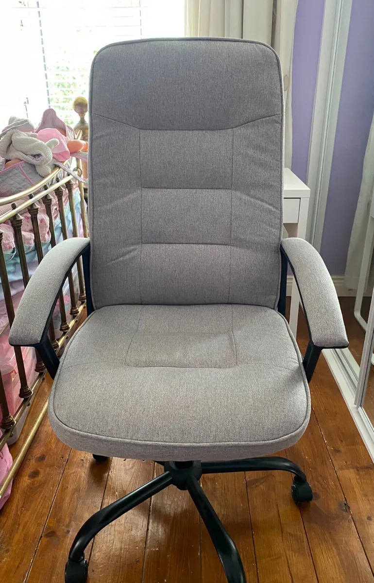 Office Swivel Chair - Image 2