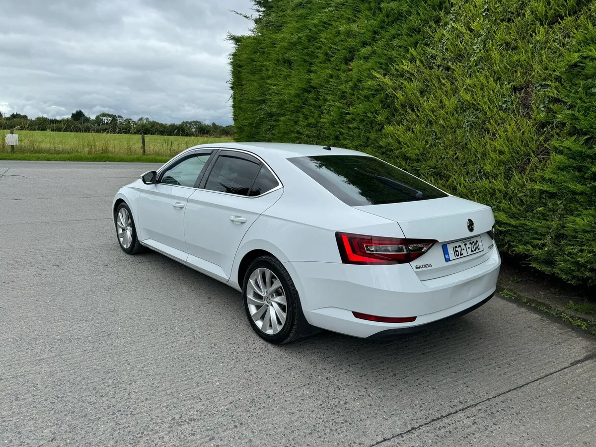 Skoda Octavia automatic - Image 3