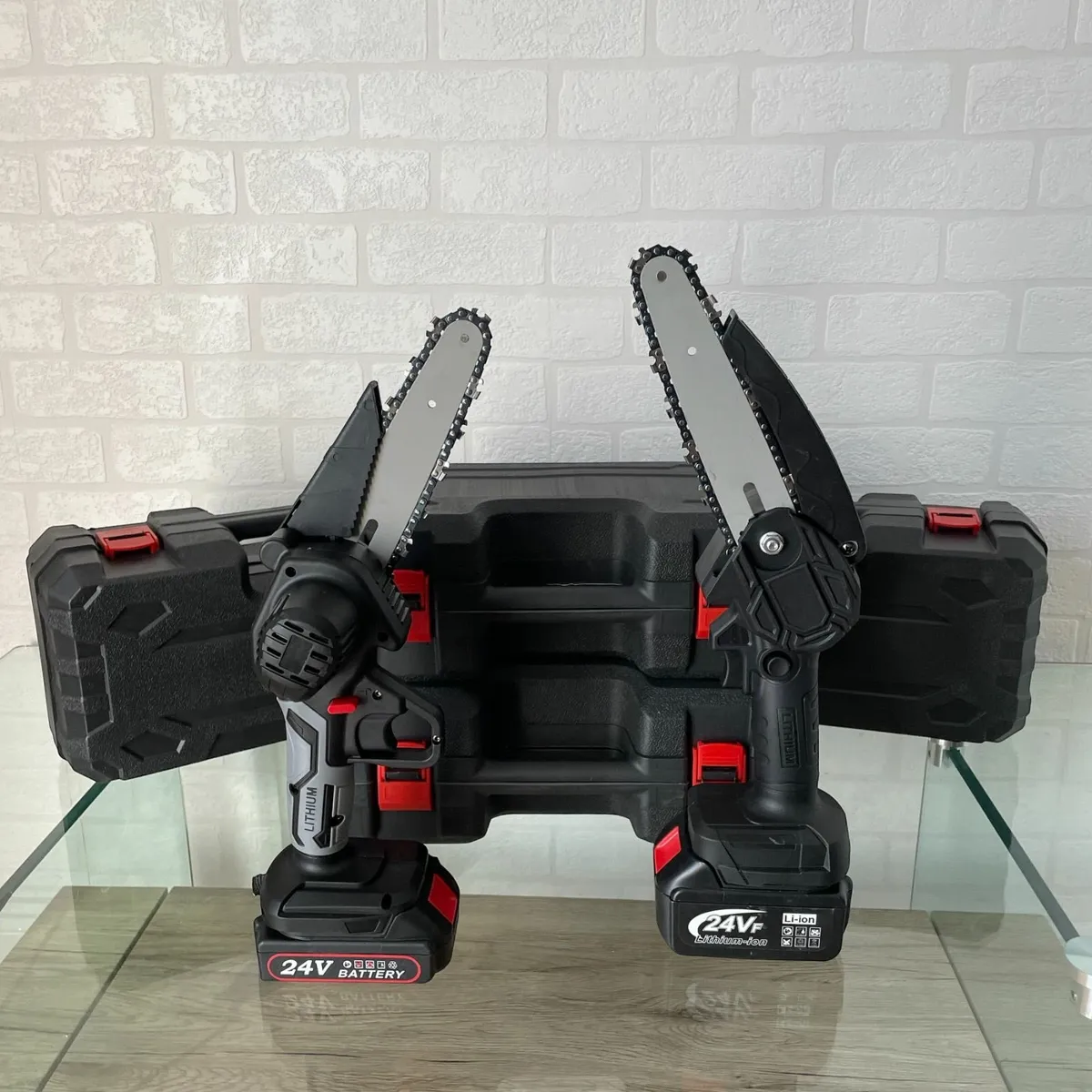 Portable Chainsaw 6 Inch 24V - Image 1