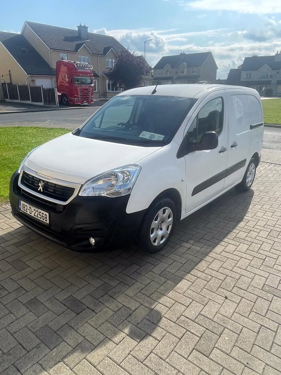 Peugeot Partner Professional 1.6 Blue - Image 2