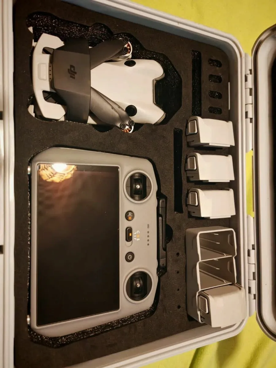 DJI Mini 4 Pro Fly More Combo Plus Camera Drone - Image 1