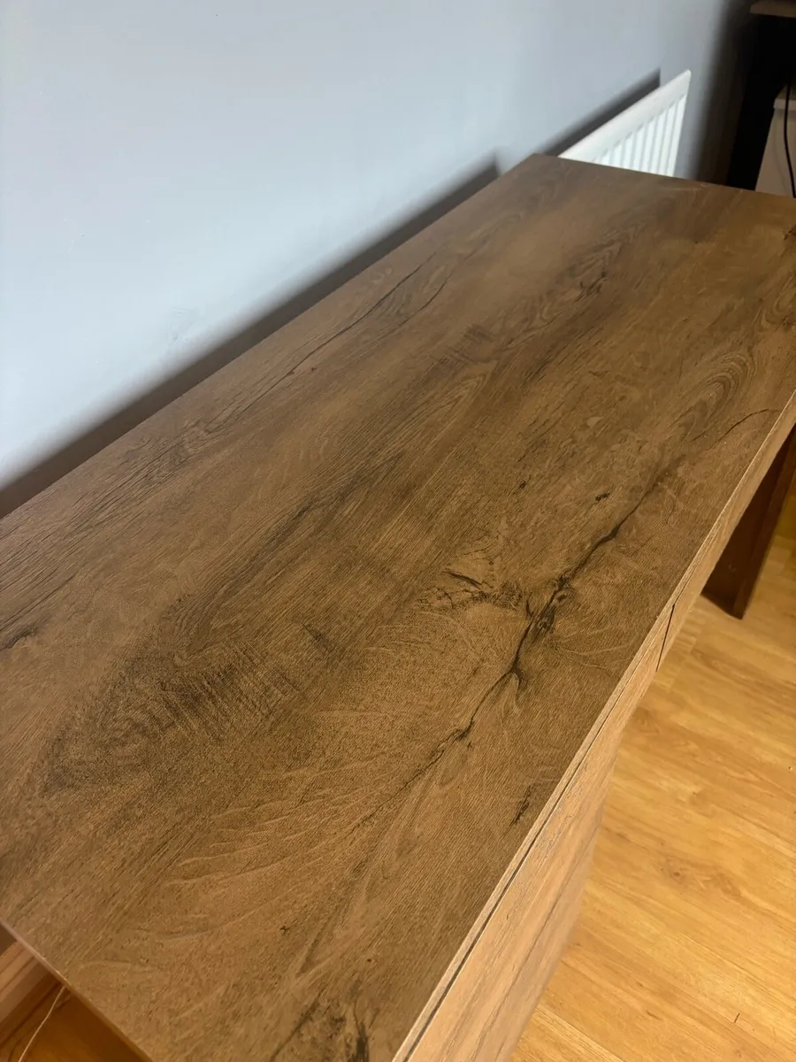 Office desk - Image 3