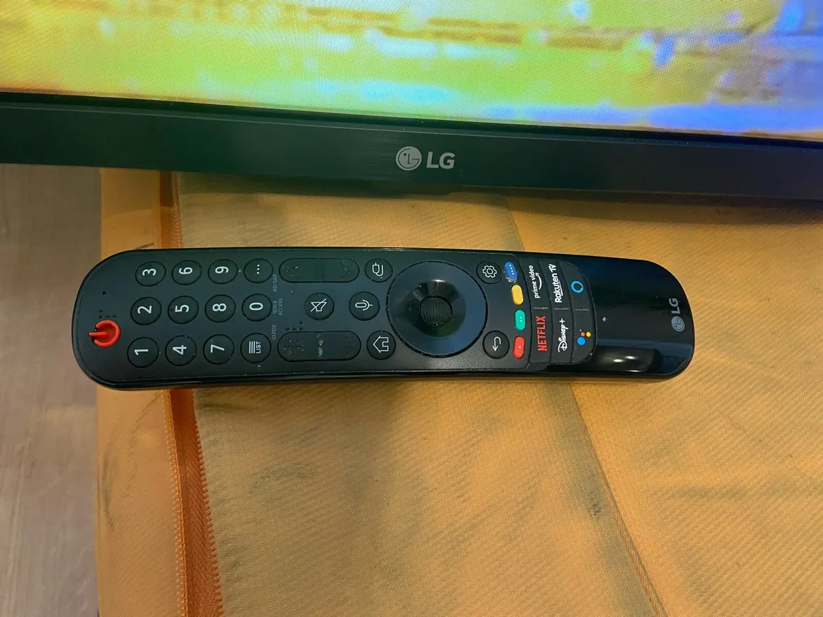 LG 55” 4K HDR Smart TV & Wall Bracket - Image 2