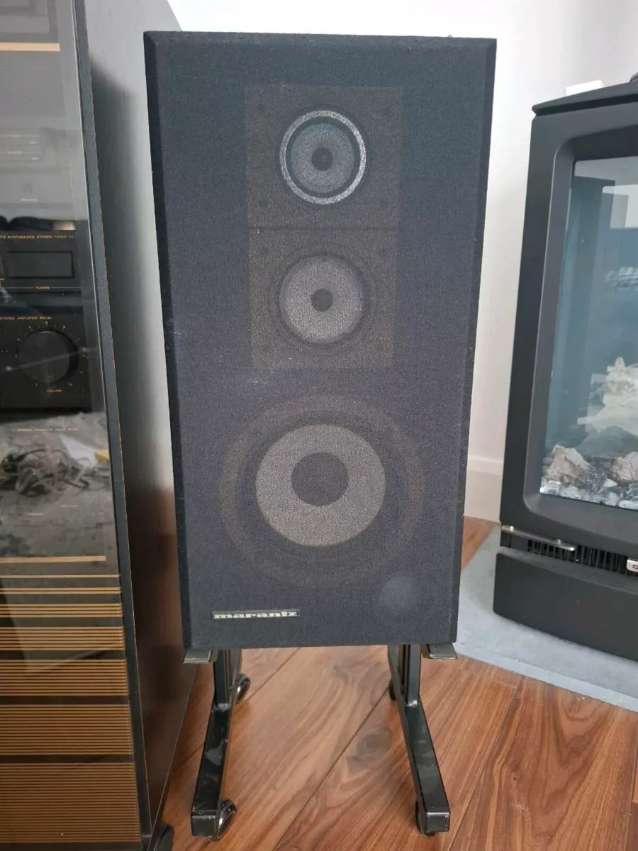 Marantz Retro HiFi System (Speakers + Cabinet) - Image 2