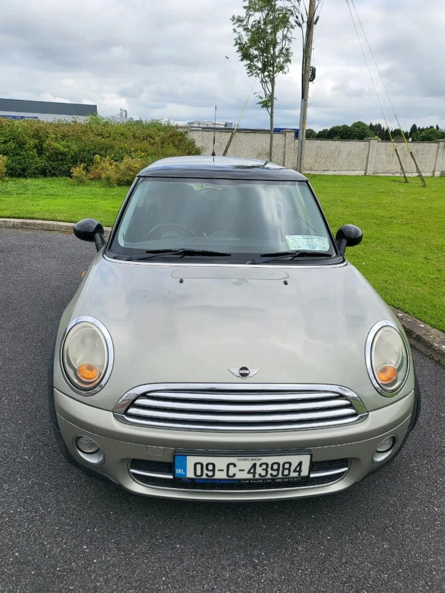 2009 Mini Cooper - Image 1