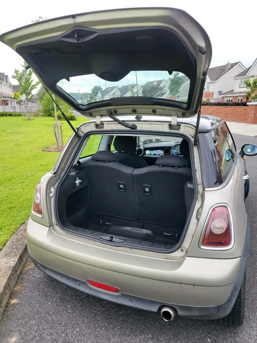 2009 Mini Cooper - Image 4