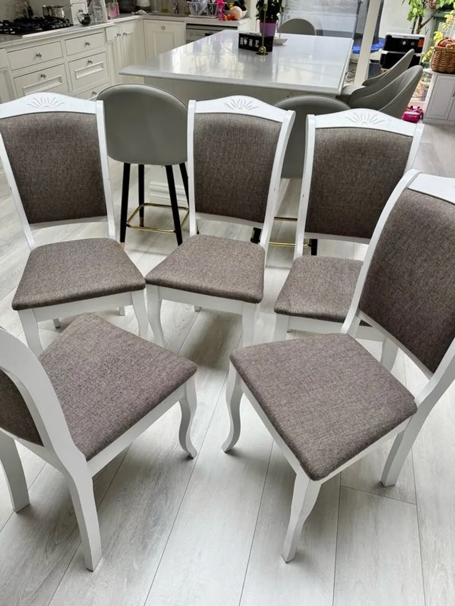 Dining chairs - Image 1