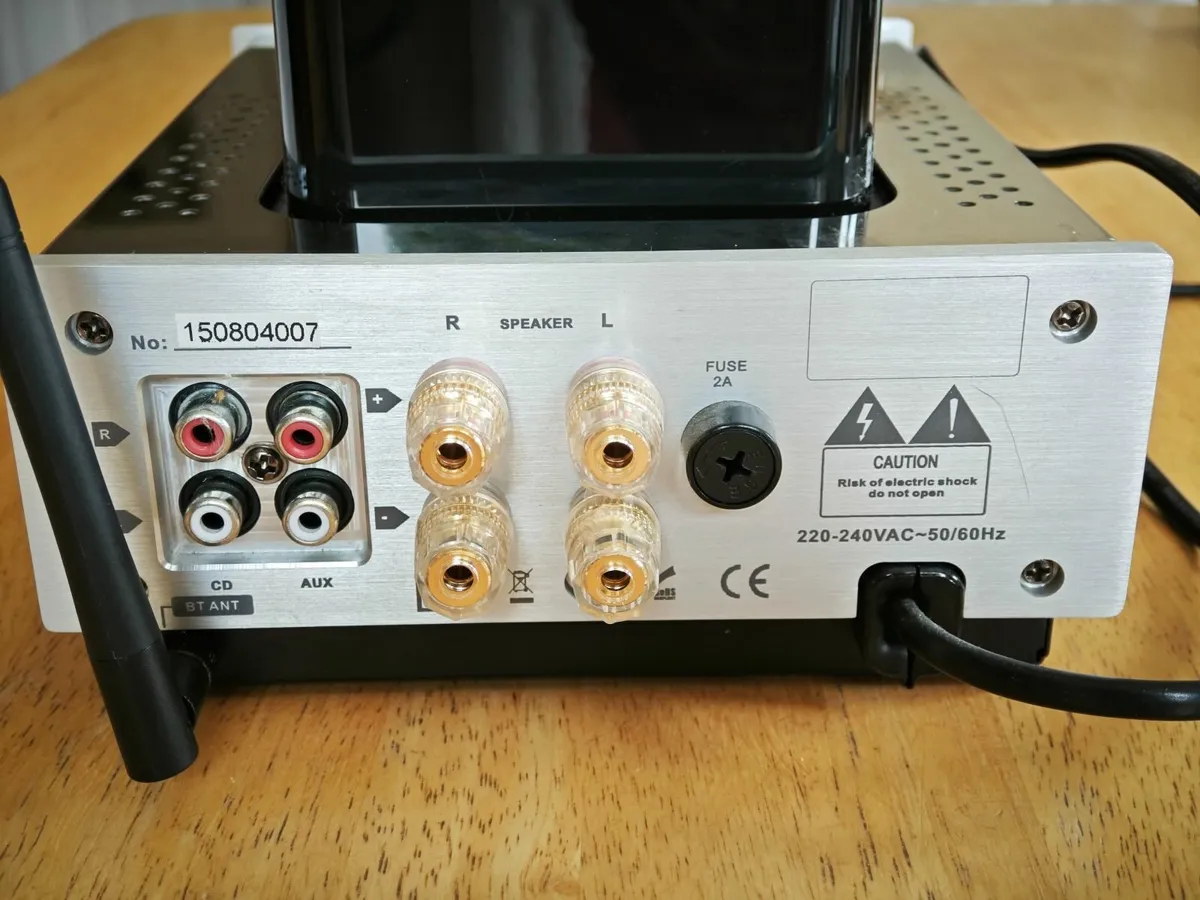 Hybrid Tube Amplifier with Bluetooth 4.0 - Image 4