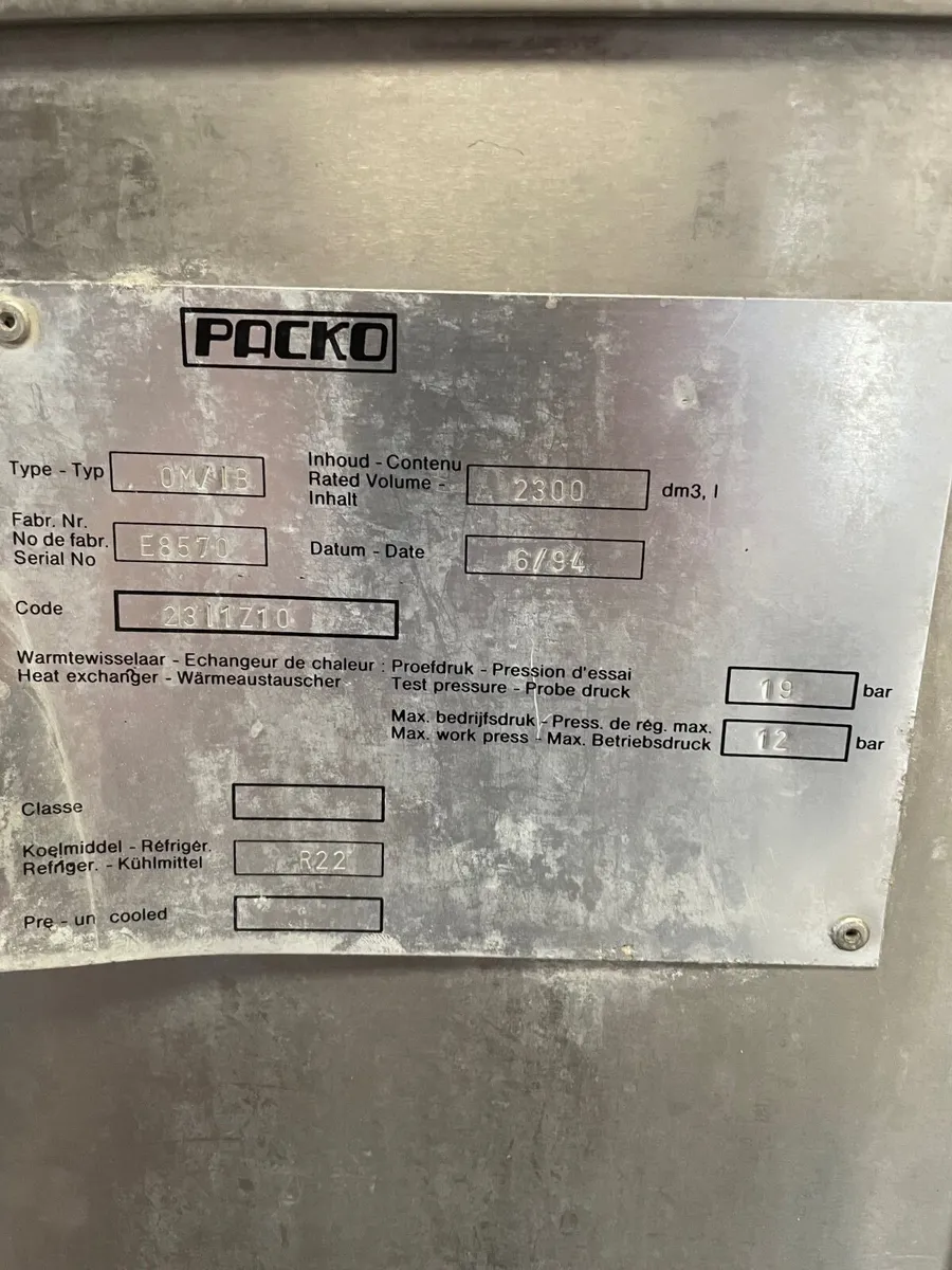Farm Bulk Tank and Water Throughs - Image 2