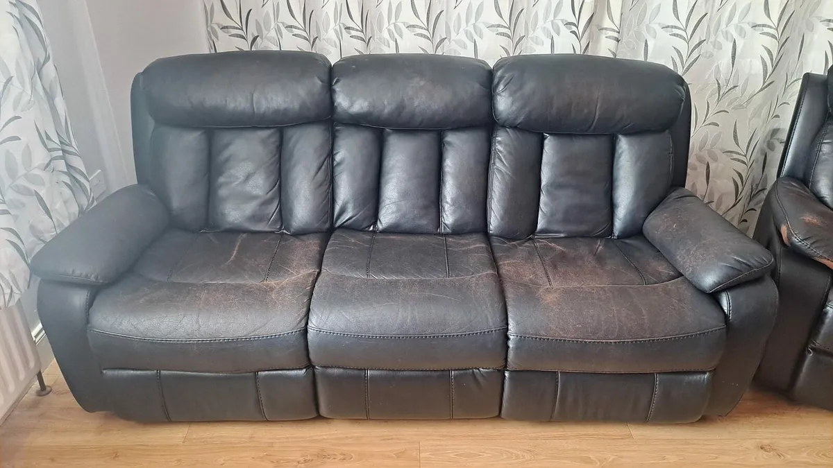 Black recliner couch and chairs - Image 1