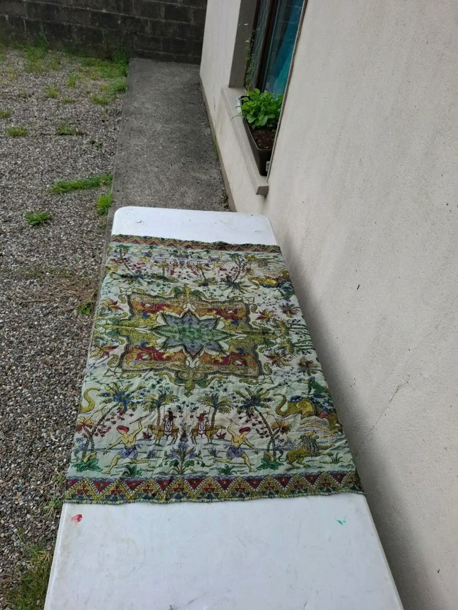 Vintage marrocan table cloth - Image 2
