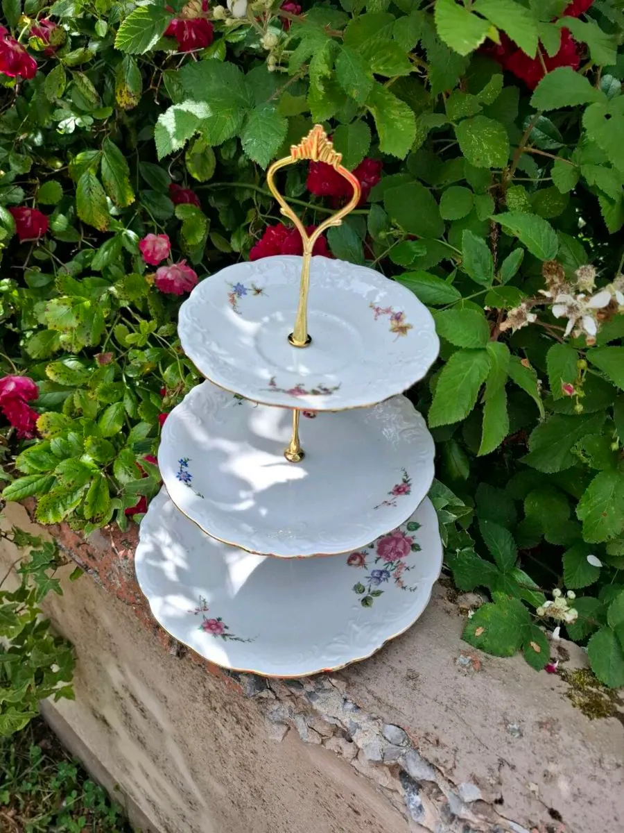 China 3 tiers cake stand - Image 2
