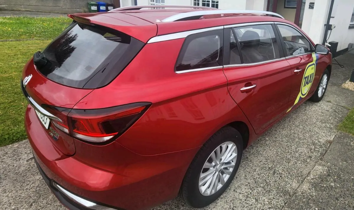 MG 5 EXCLUSIVE LR 61kwh EV - Image 2