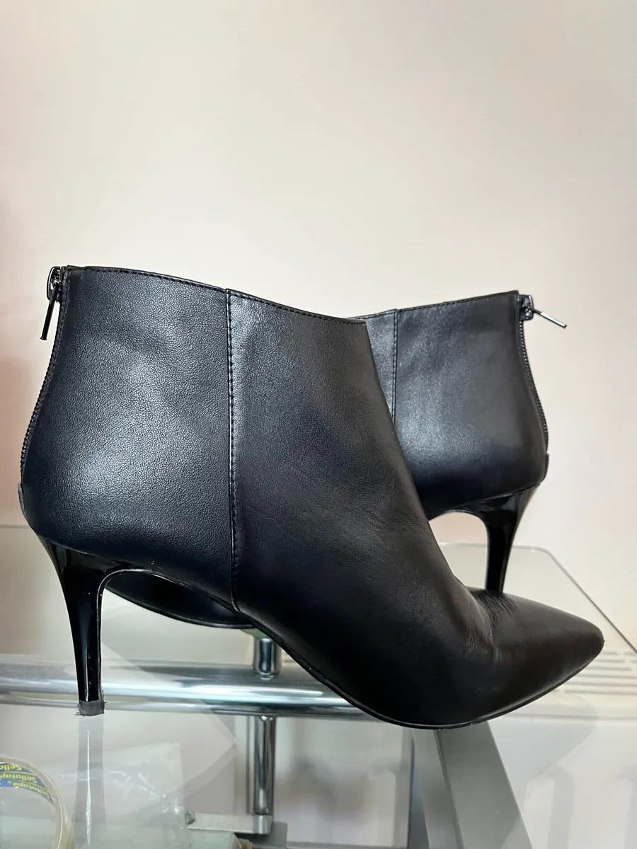 Black Leather high heel boot - Image 1