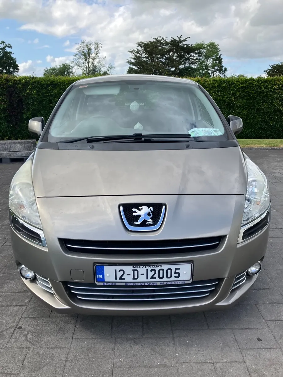Peugeot 5008 2012 - Image 3