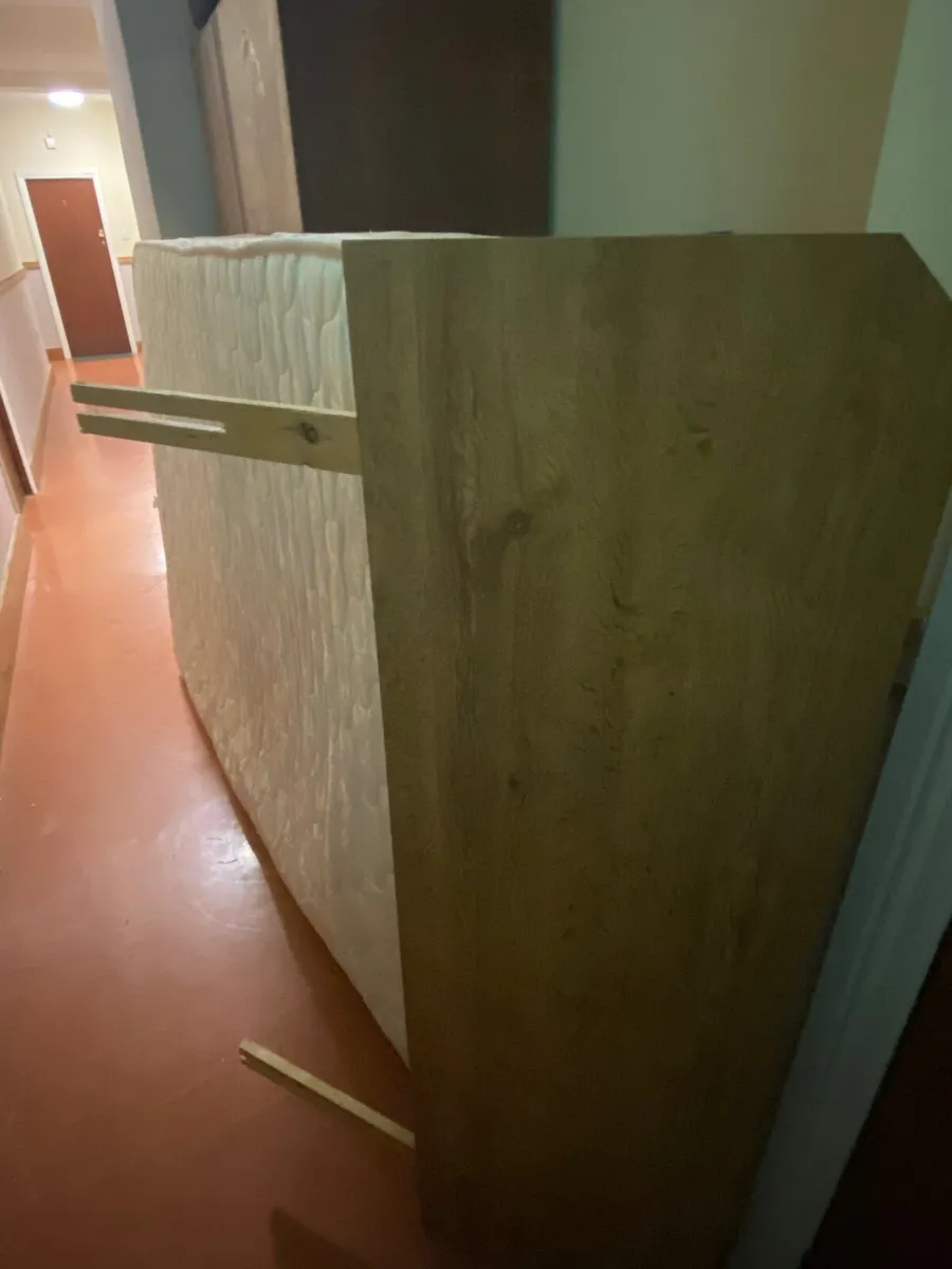 Double bed - Image 1