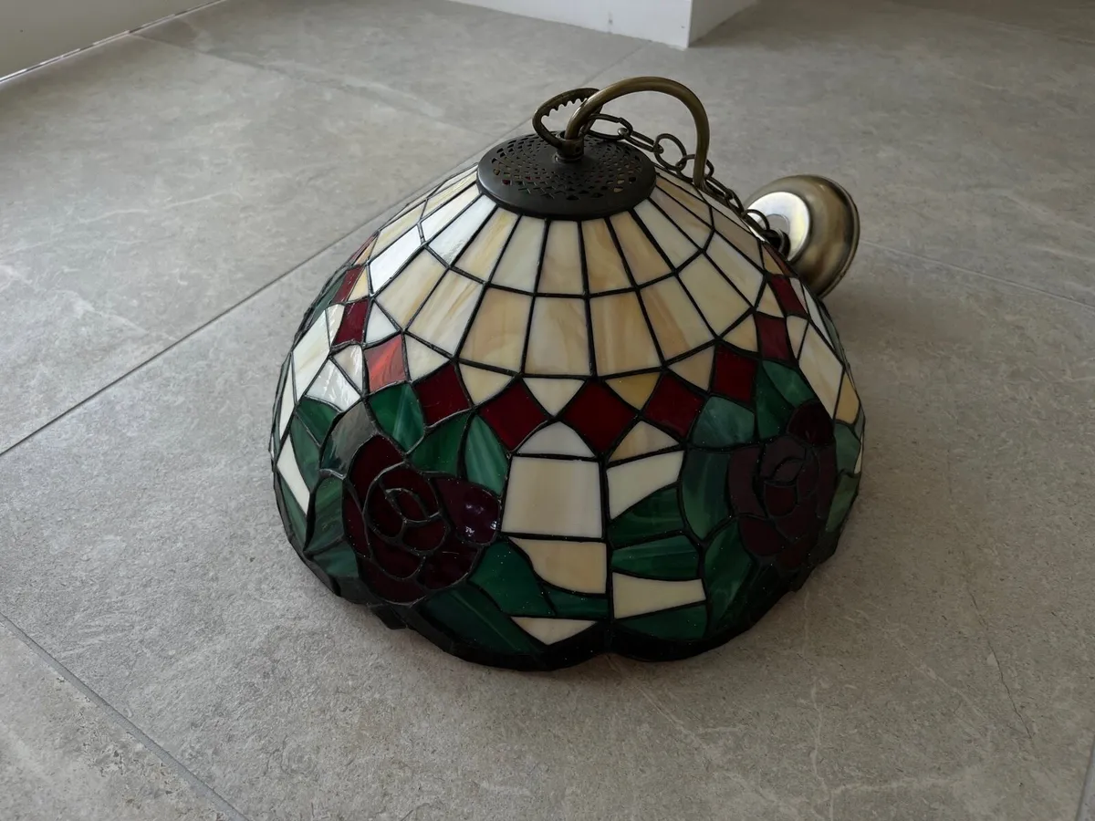 Tiffany Ceiling Light Shade Vintage Style - Image 2