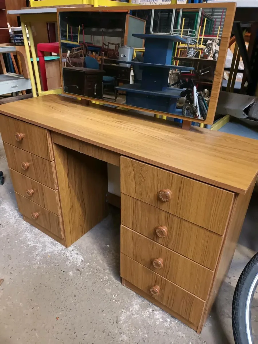 Dressing Table - Image 1