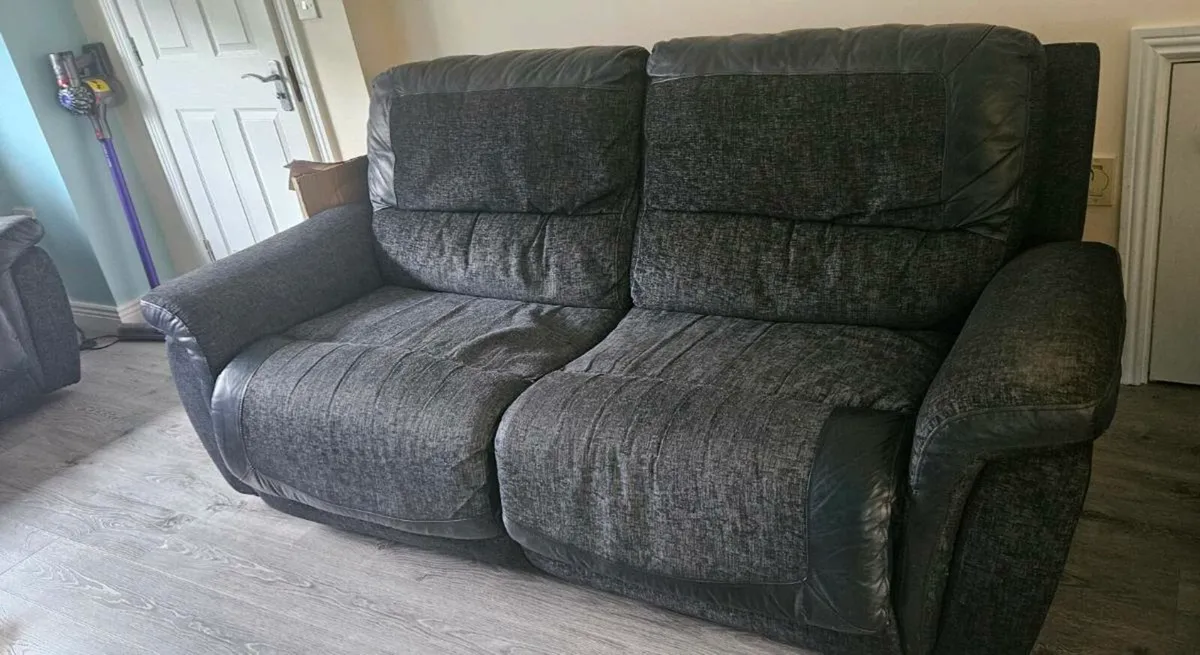 X2 Recliner Sofa's - Image 1