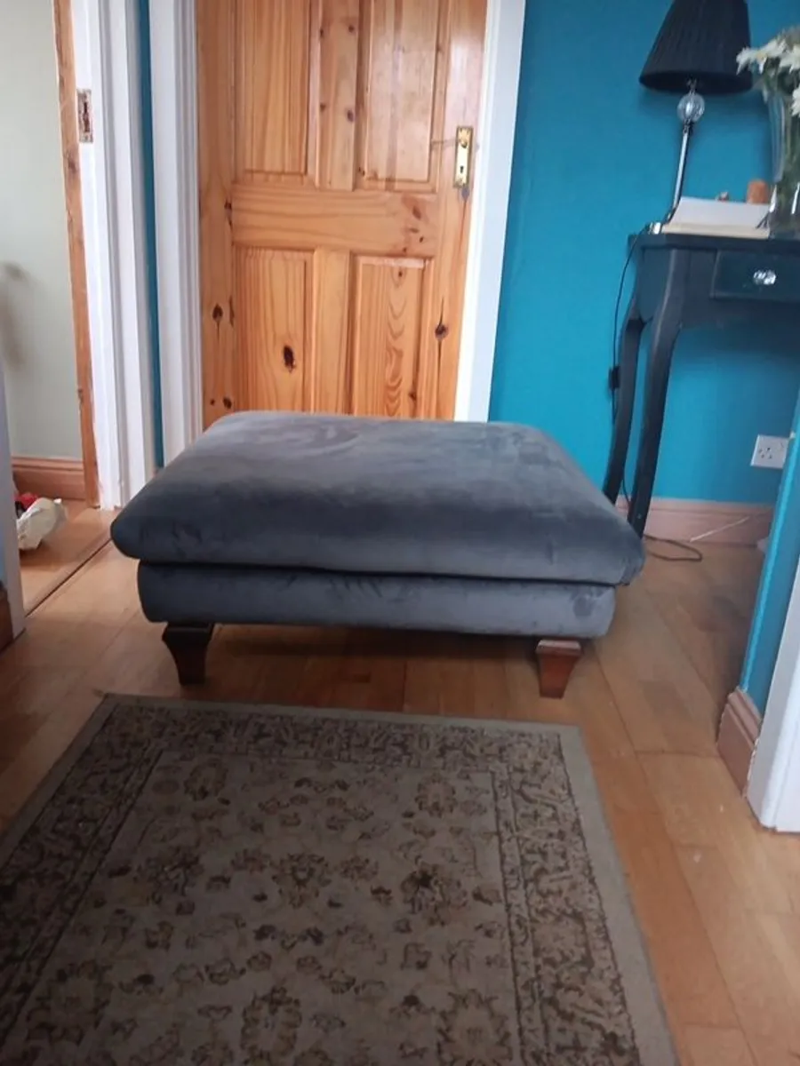 foot stool - Image 1