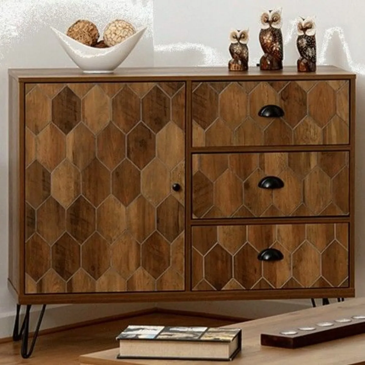LIVING ROOM FURNITURE - Image 2