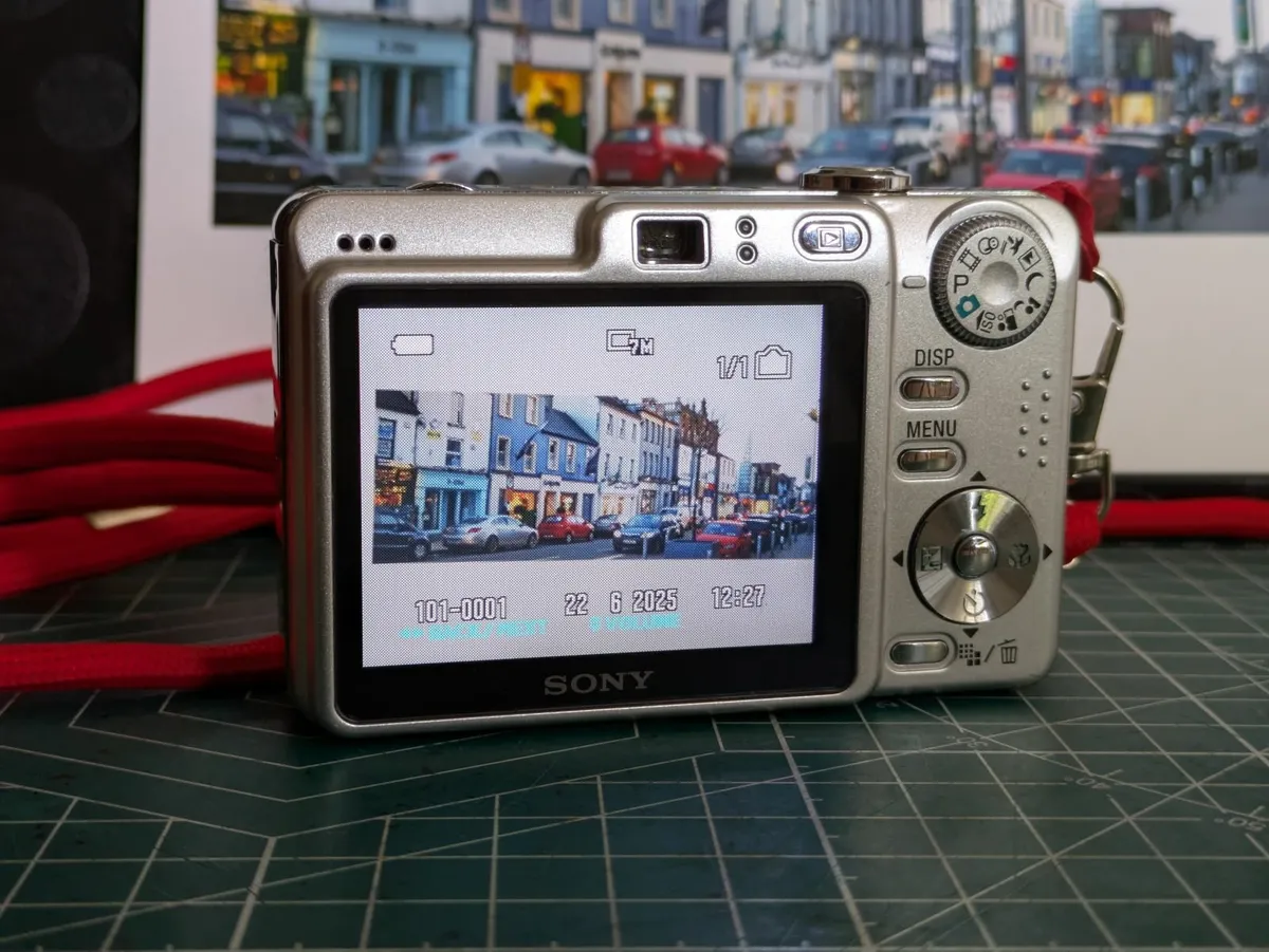 Sony  W55 7.2 CCD 🌈camera Carl Zeiss lens💥 - Image 3