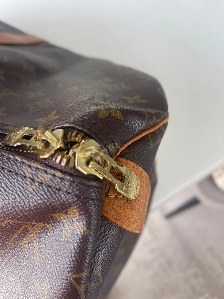 Louis Vuitton Leather Travel bag - Image 4